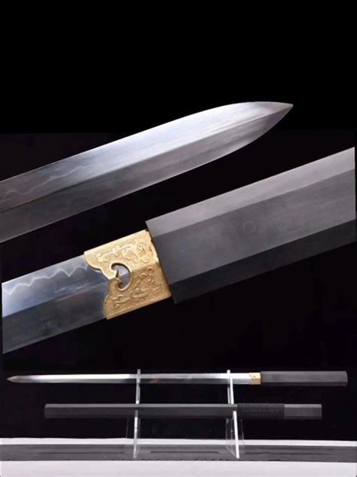 Can true damage dealt be amplified by the mastery Double-Edged Sword?
