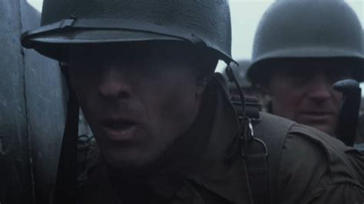 Does retraining a soldier in the AWC also reroll their perk?