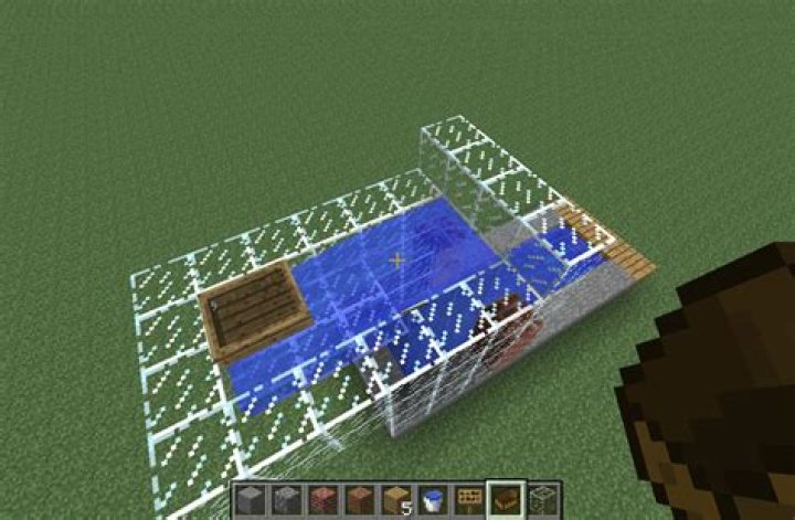 How can I make a boatlock in Minecraft?