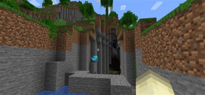 How can I tell what the latest version of Minecraft is?