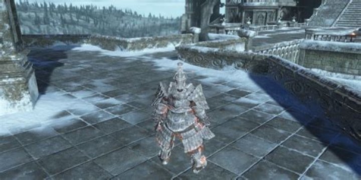 In Dark Souls, does Havel's set lose durability, and, if yes, can it be repaired?