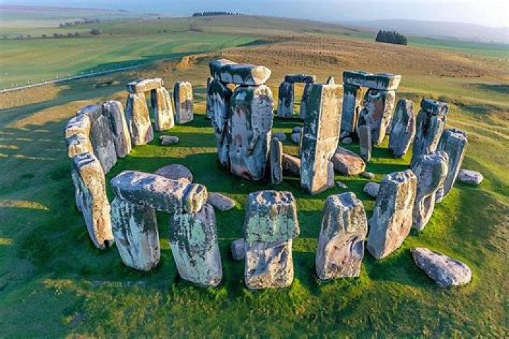 What's the right combination for the Stonehenge like formation?